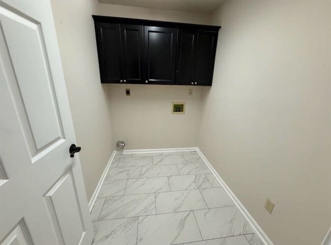 Building Photo - 8859 Chimneyrock Blvd.