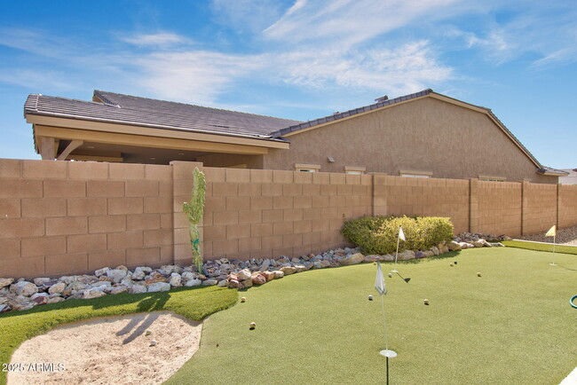 Building Photo - 26093 N 96th Ave