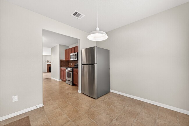 Building Photo - 3031 View Valley Trail