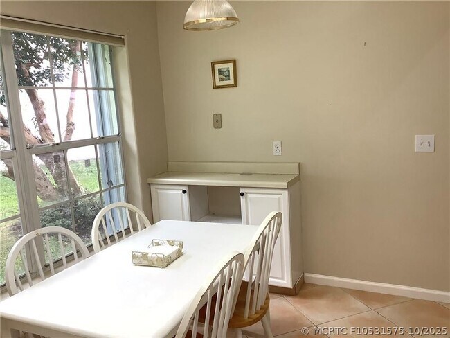Building Photo - 7904 Mansfield Hollow Rd