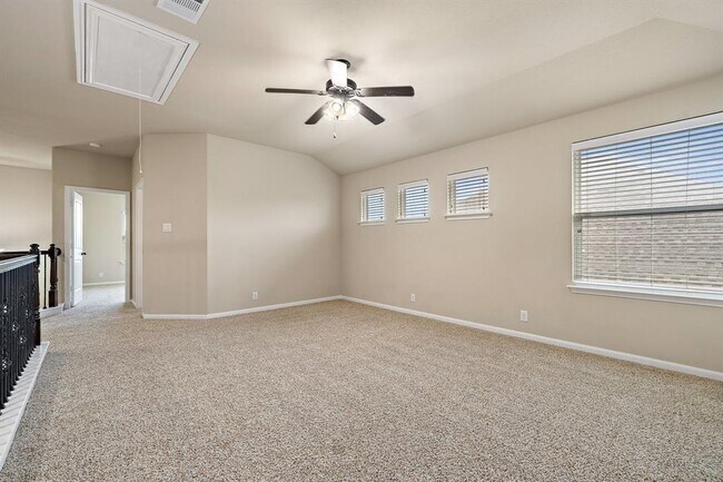 Building Photo - 1814 Sand Creek Rd