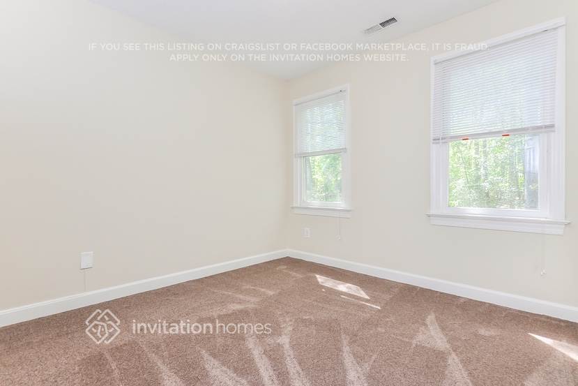 Building Photo - 104 Tarpley Way