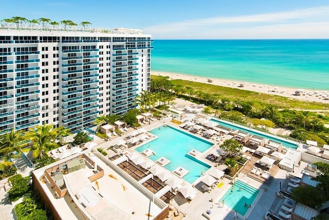 Building Photo - 2301 Collins Ave