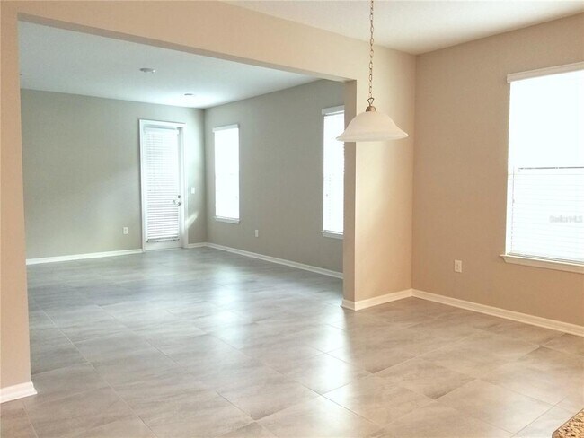 Building Photo - 30708 Walker Cup Pl