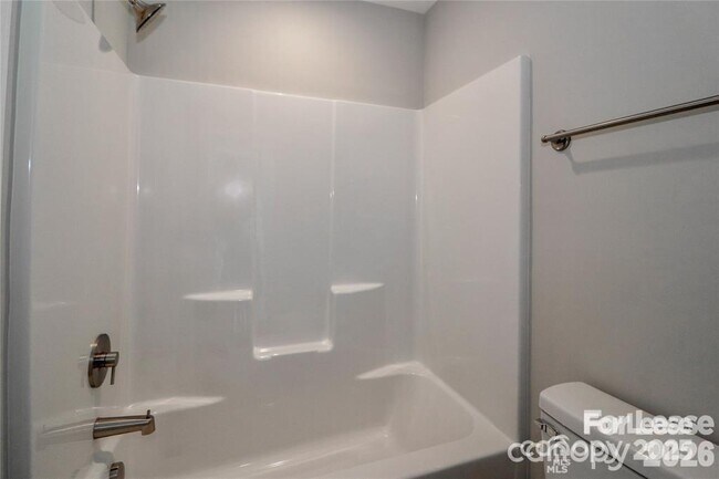 Building Photo - 3967 Newhall Dr NW