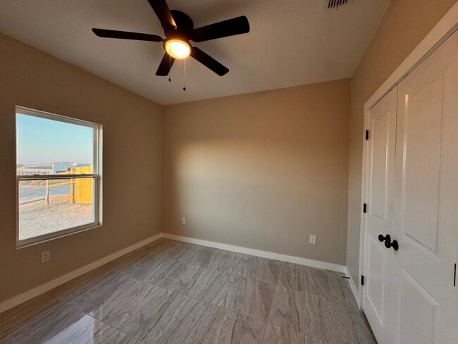Building Photo - 6702 El Bosal Ln