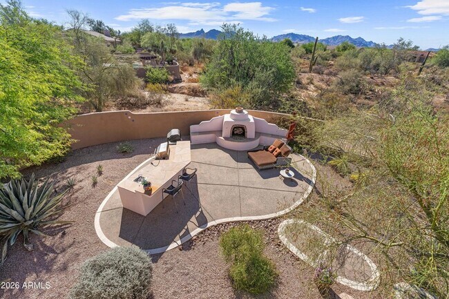 Building Photo - 7265 E Bent Tree Dr