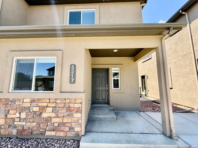 Building Photo - 5217 Palomino Ranch Point
