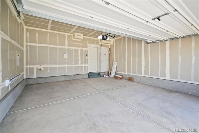 Building Photo - 9264 Lytle Grv