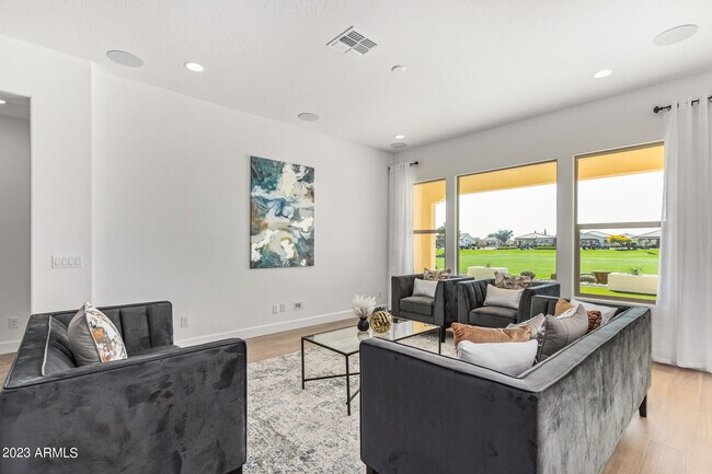 Building Photo - 37100 N Gantzel Rd