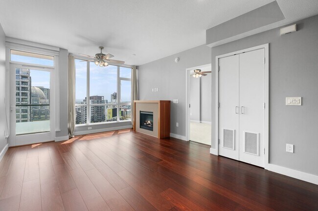 Building Photo - 325 Seventh Ave