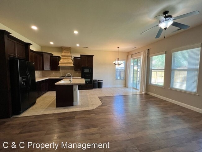 Building Photo - 3 br, 2 bath House - 5967 E Via Peccio Drive