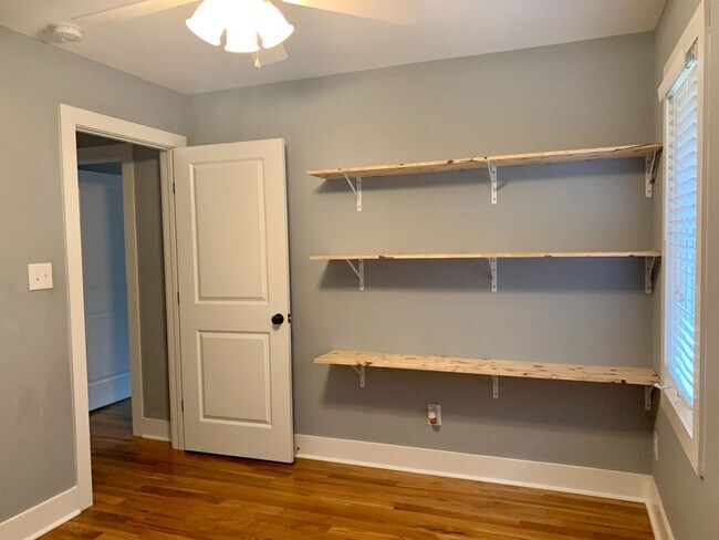 Building Photo - Charming Southern Pines Home on a Spacious...