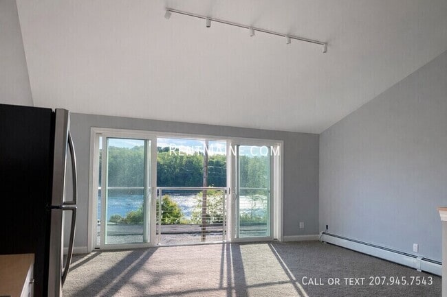 Building Photo - 221 Water St