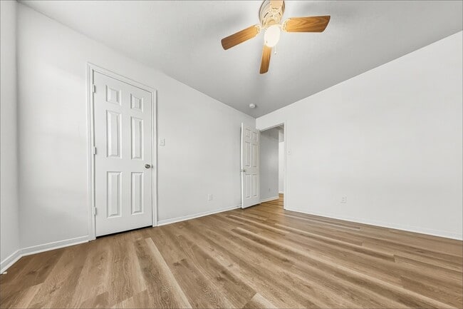 Building Photo - 16818 Blackberry Lily Ln