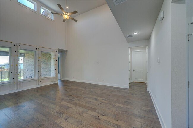 Building Photo - 153 Milam Crk Dr