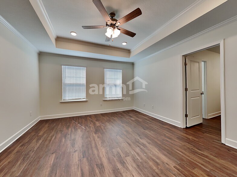 Building Photo - 12325 Paperbark Pl