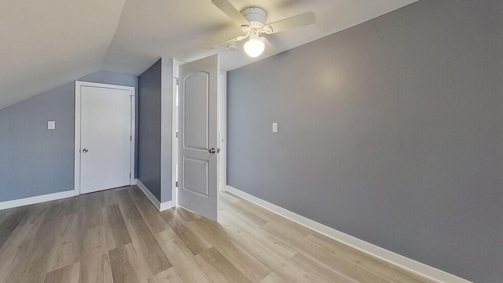 Building Photo - Spacious Modern Home | Stylish Comfort Nea...