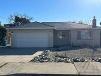 Building Photo - 2843 Stormes Ave