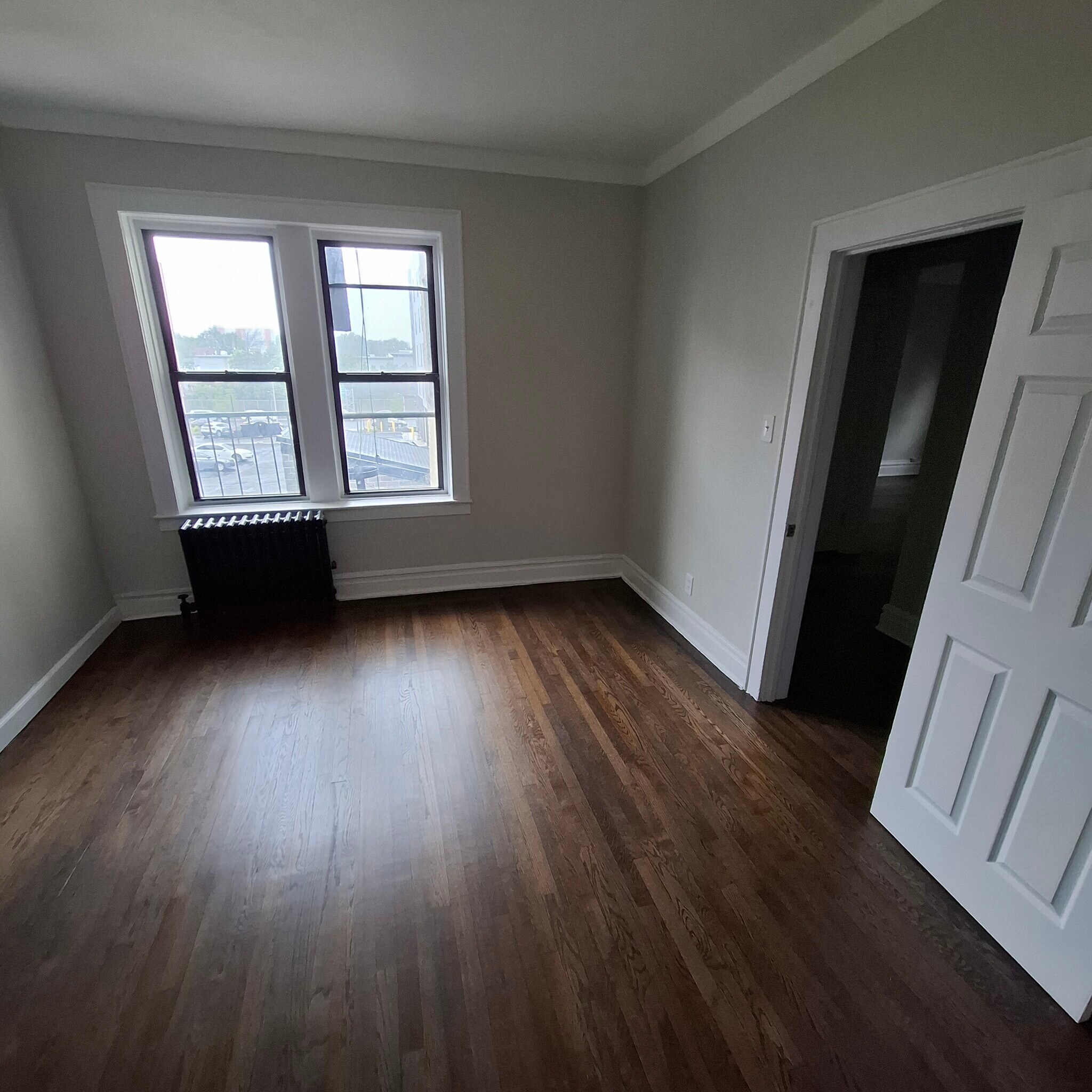 24 S Grove St B6 - 82 S Grove St