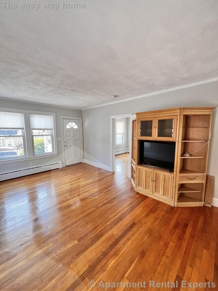 Building Photo - 36 Dedham St