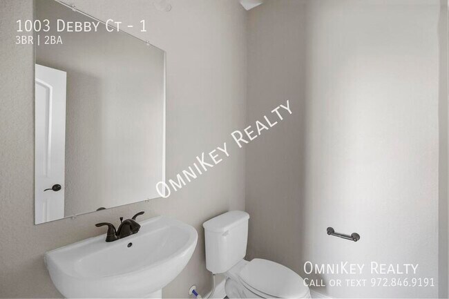 Building Photo - 1003 Debby Ct