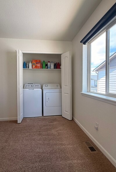 Building Photo - 3145 Alybar Dr