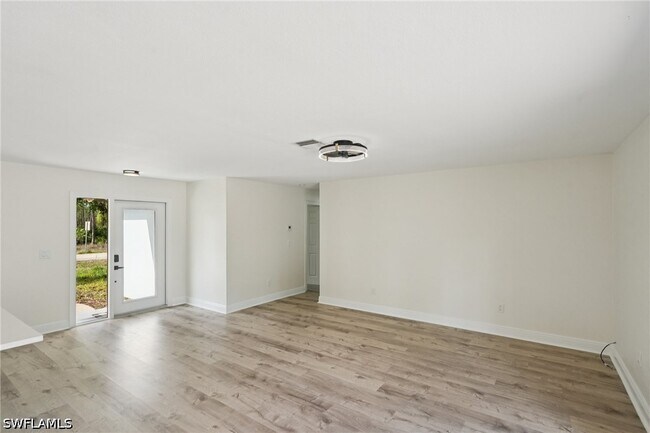 Building Photo - 1503 East 14th Street
