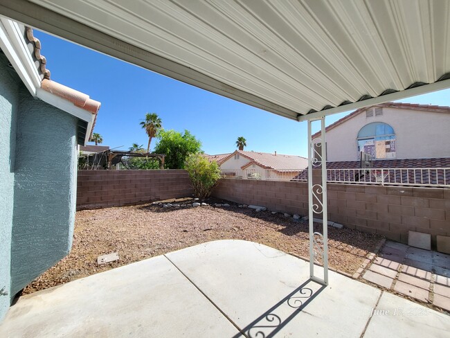 Building Photo - 3564 Spring Shower Dr