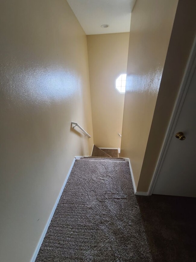 Building Photo - Magnolia Townhome