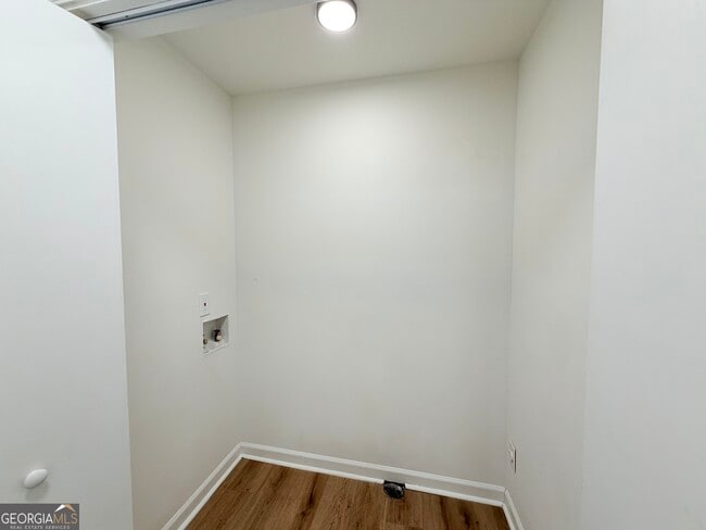 Building Photo - 1500 Planters Ridge Ln