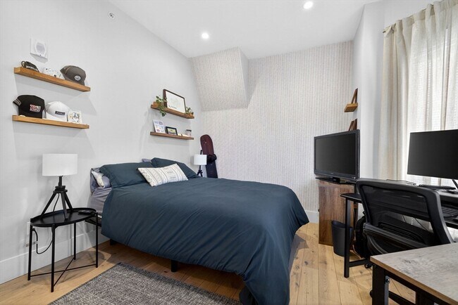 Building Photo - 18-20 Arlington St