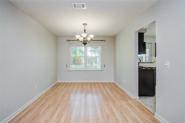 Building Photo - 7803 Maple Brook Ln