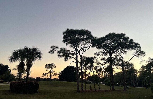 Building Photo - 13772 Sand Crane Dr