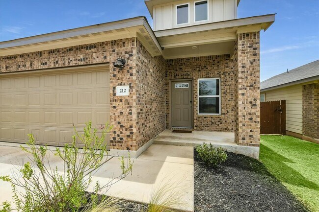 Building Photo - 212 Prairie Song Ln