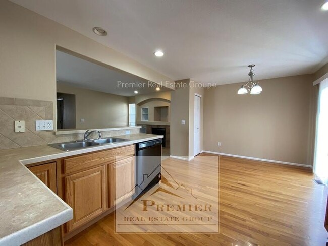 Building Photo - 7322 Creekfront Dr