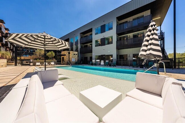 Building Photo - 4510 Terry-O Ln