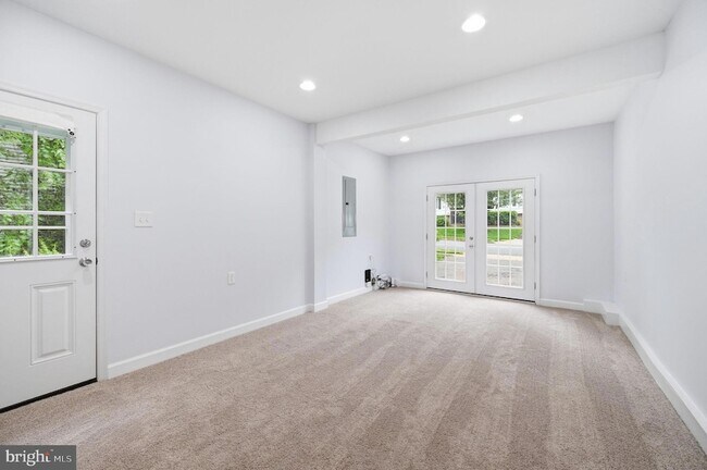 Building Photo - 8474 Ararat Ct