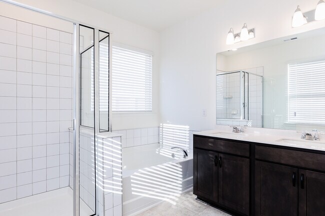Building Photo - 2710 Turner Pines Dr