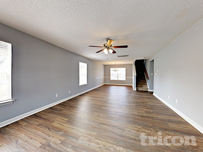 Building Photo - 3118 Montcalm Ct