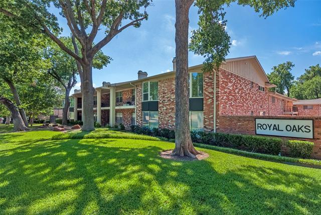 Building Photo - 7812 Royal Ln