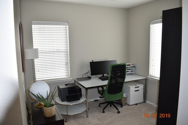 Building Photo - 19925 W 93rd Ave