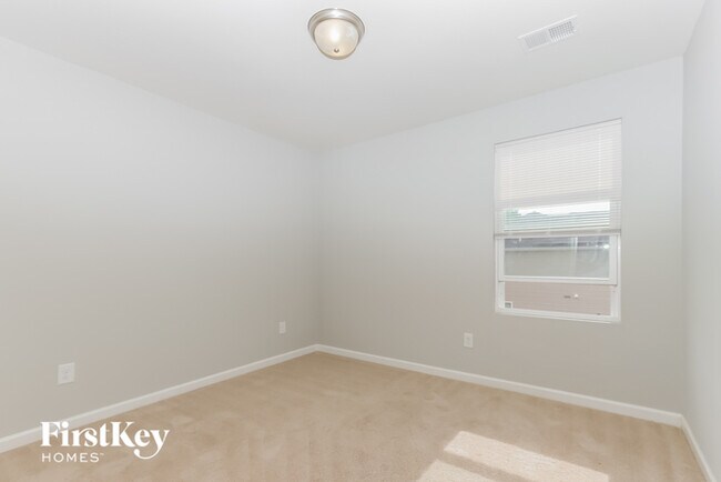 Building Photo - 170 Betty Ann Ln