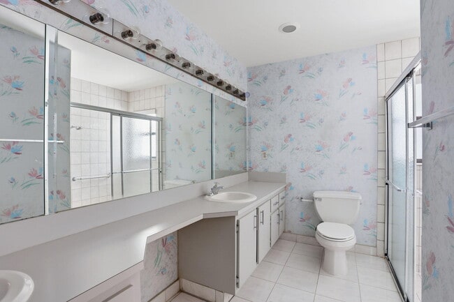 Building Photo - 9476 El Clair Ranch Rd