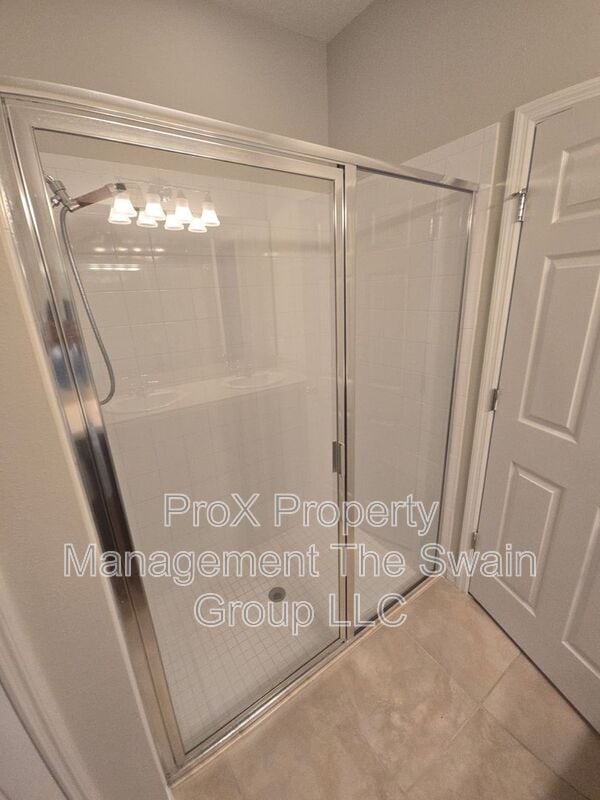 Building Photo - 8739 Micmac Ct