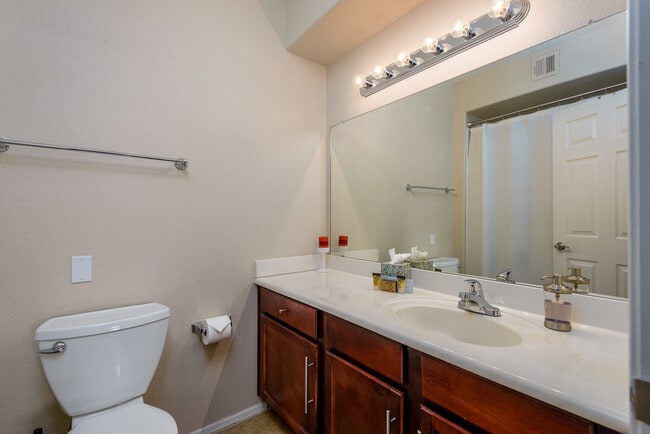 Building Photo - 15095 N Thompson Peak Pkwy