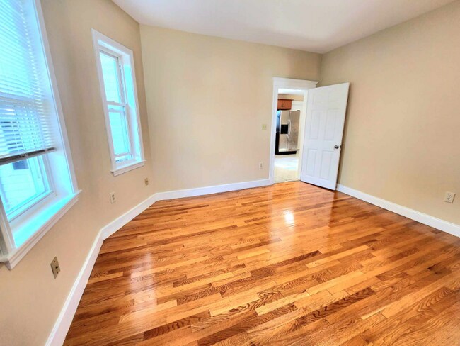 Building Photo - 5 Gleason St