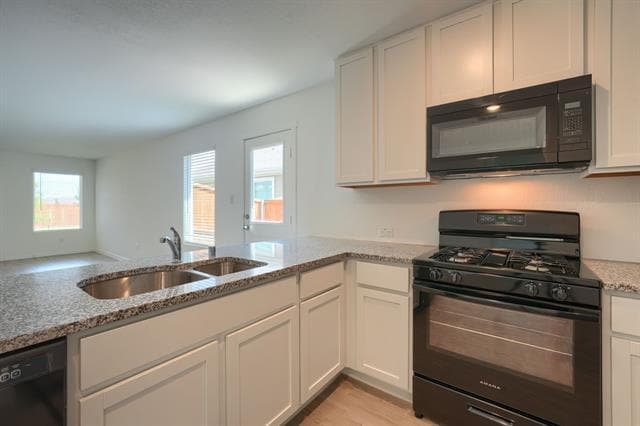 Building Photo - 4117 Equestrian Dr