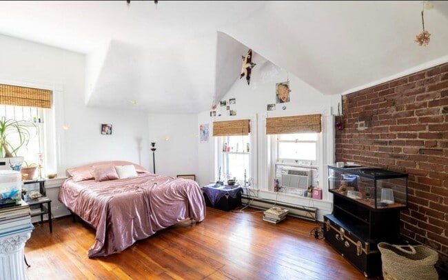 Building Photo - 1015 Cherokee Rd