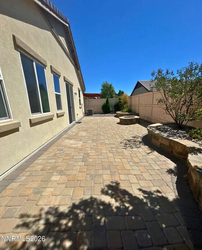 Building Photo - 10131 Mesa Cortona Dr